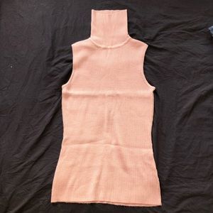 Ribbed Turtleneck Sleeveless Shirt